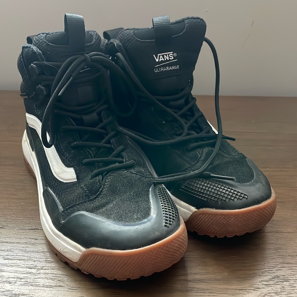 Vans UltraRange Exo High Top